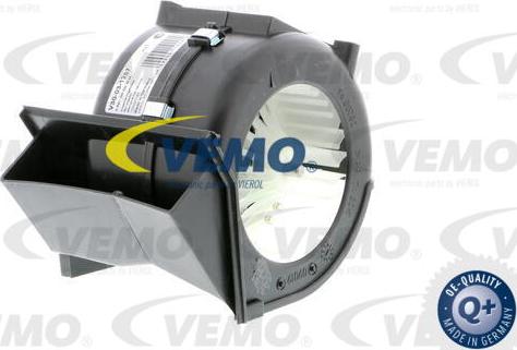 Vemo V30-03-1257 - 220 820 36